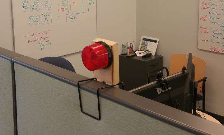 Build indicator strobe